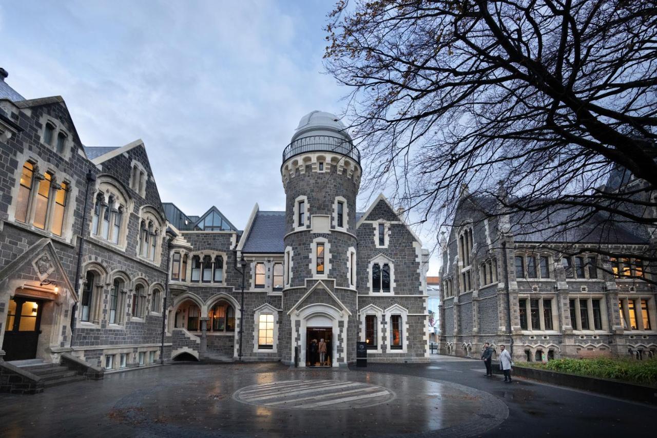 The Observatory Hotel Крайстчёрч Экстерьер фото The University of Canterbury